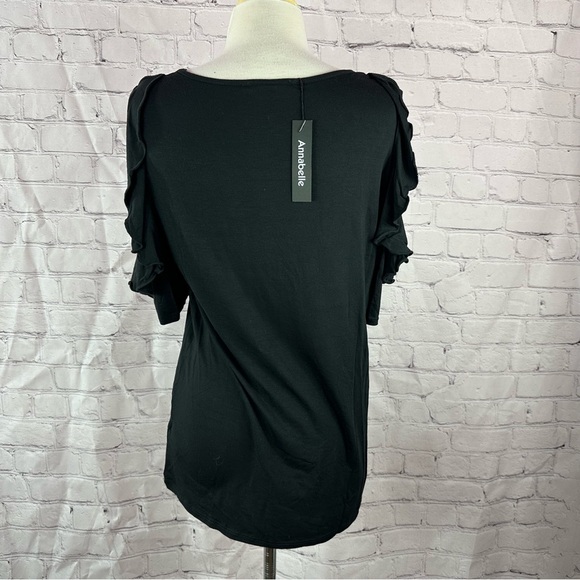 NWT Annabelle boutique ruffle detail Cold shoulder top feminine minimalist sz M - Picture 4 of 8